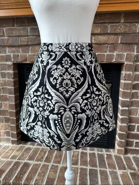 Alice + Olivia Black White Jacquard Damask Mini Skirt Size 0